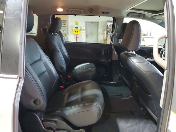 2020 TOYOTA SIENNA S grade