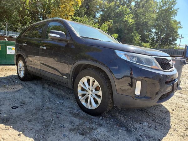 2015 KIA SORENTO GLS