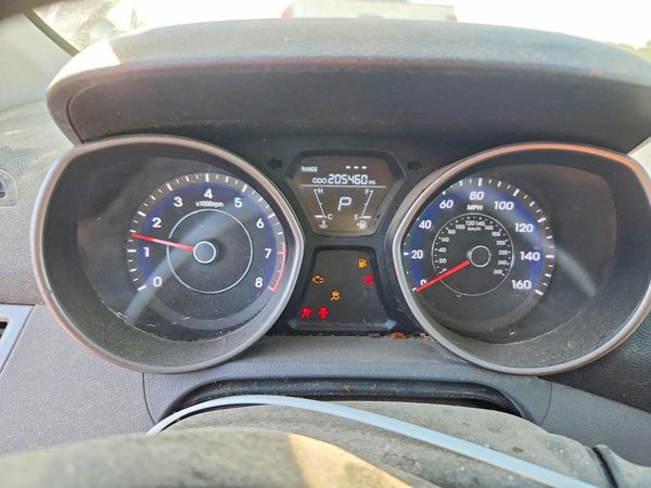 2013 HYUNDAI ELANTRA