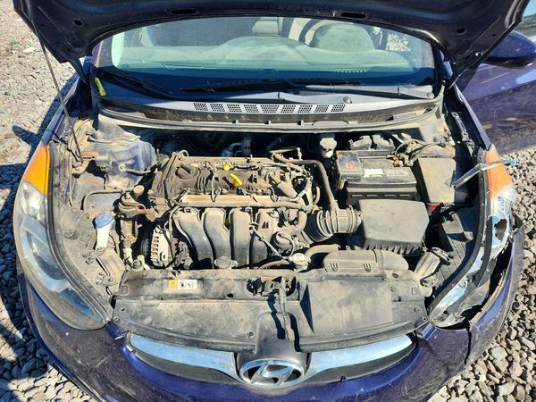2013 HYUNDAI ELANTRA