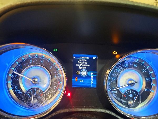 2014 CHRYSLER 300 300C