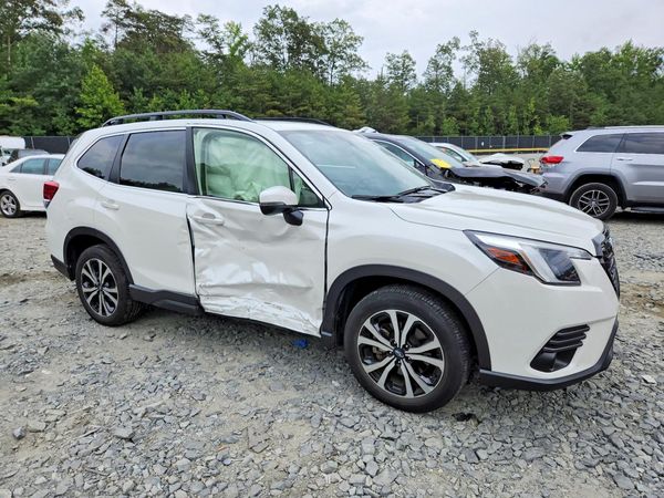 2024 SUBARU FORESTER Limited