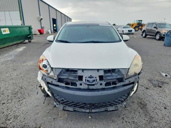 2013 MAZDA 3 SV/Base