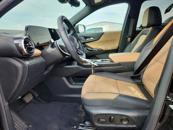 2025 CHEVROLET EQUINOX Active — DENT