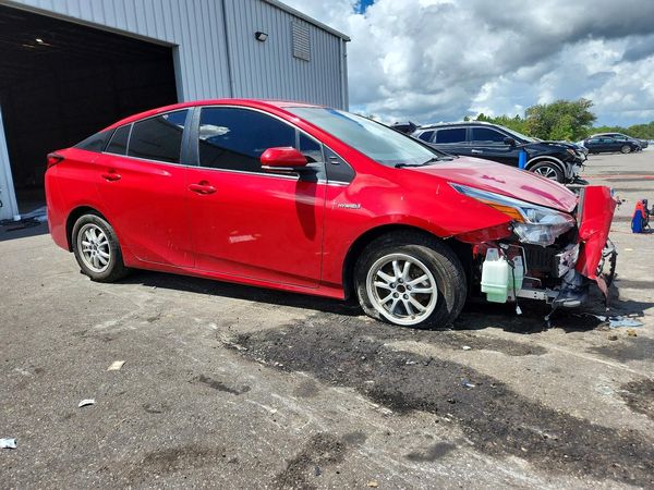 2021 TOYOTA PRIUS