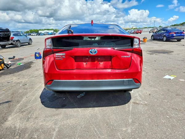 2021 TOYOTA PRIUS