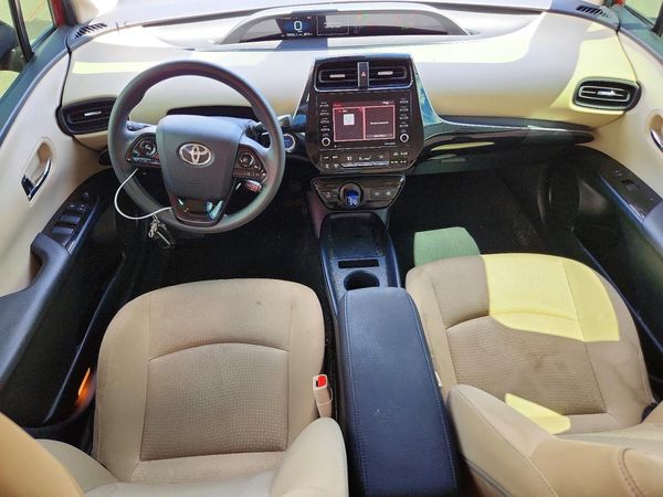2021 TOYOTA PRIUS