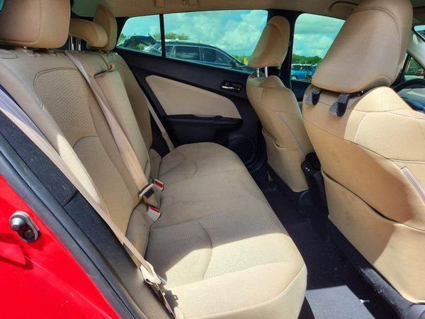 2021 TOYOTA PRIUS