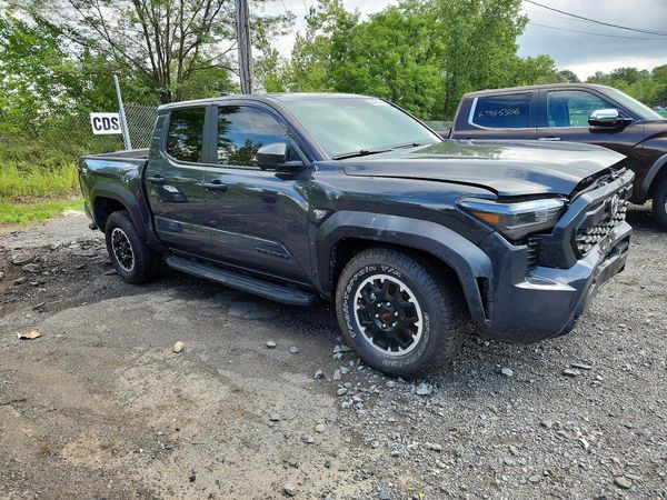 2025 TOYOTA TACOMA