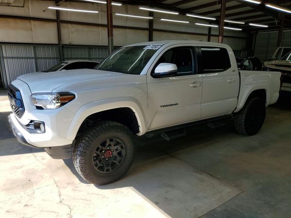 2023 TOYOTA TACOMA SR5