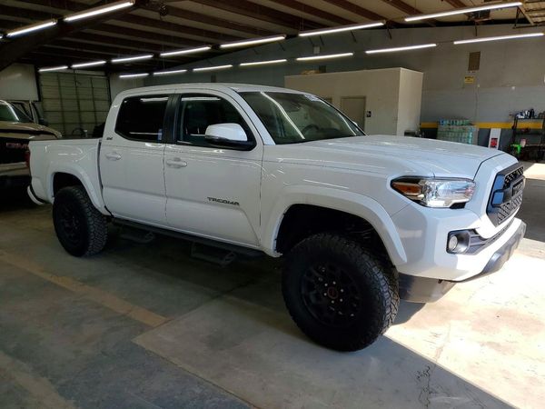 2023 TOYOTA TACOMA SR5