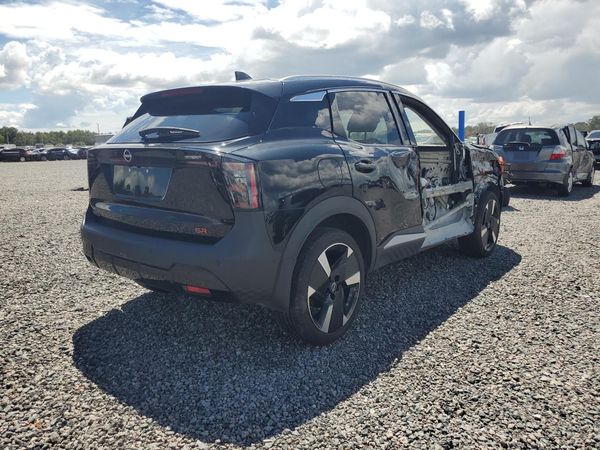 2025 NISSAN KICKS