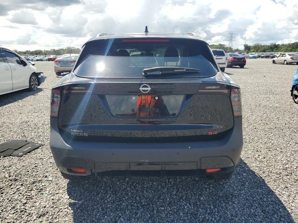 2025 NISSAN KICKS