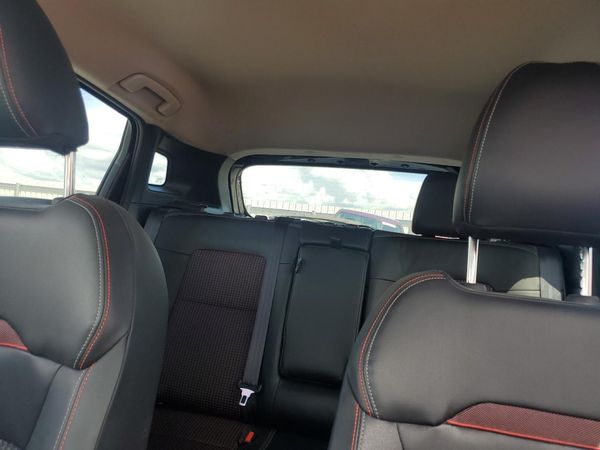 2025 NISSAN KICKS
