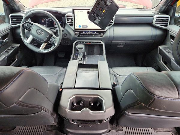 2025 TOYOTA SEQUOIA