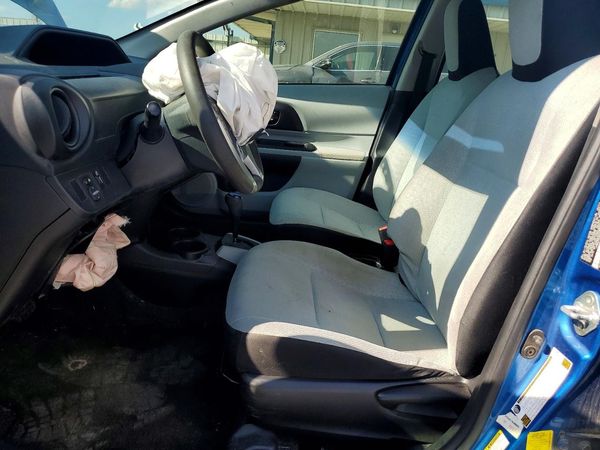 2013 TOYOTA PRIUS — DENT