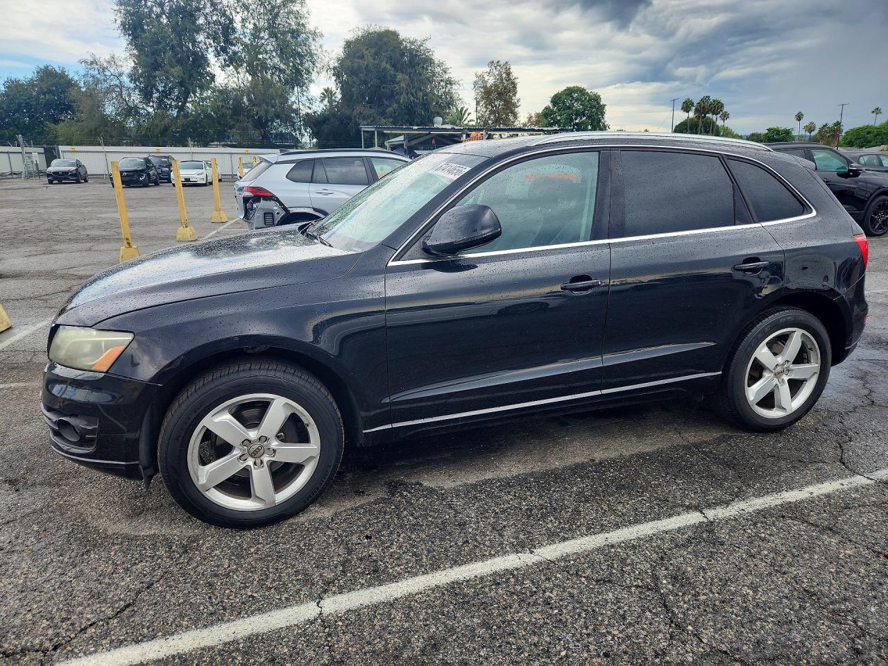 2012 AUDI Q5 Premium Plus