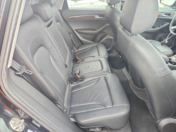 2012 AUDI Q5 Premium Plus