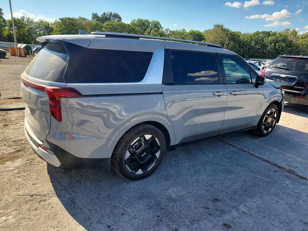 2026 KIA CARNIVAL