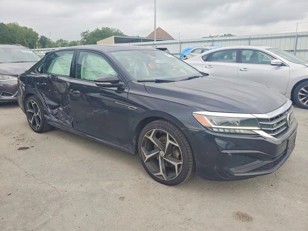 2020 VOLKSWAGEN PASSAT R-Line