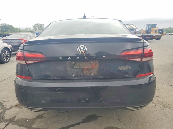 2020 VOLKSWAGEN PASSAT R-Line
