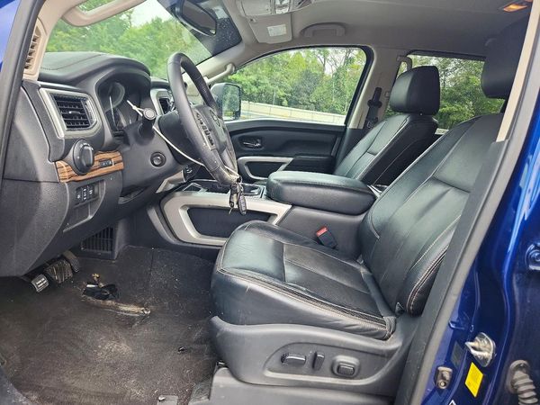 2019 NISSAN TITAN