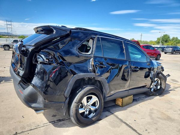 2021 TOYOTA RAV4 XLE Premium HV — PSRA