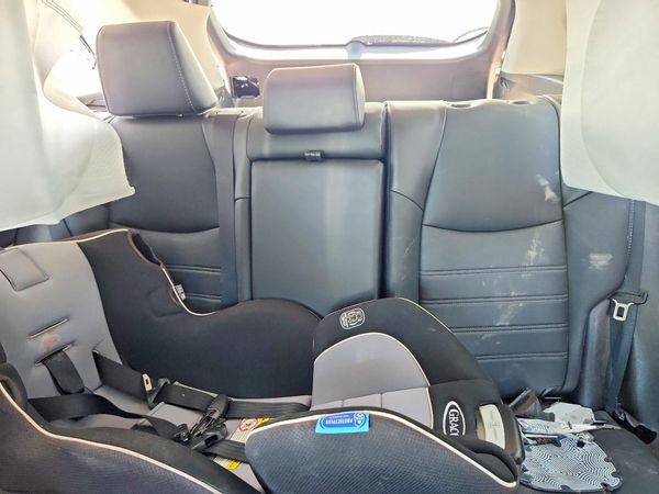 2021 TOYOTA RAV4 XLE Premium HV — SUVN