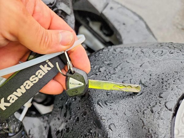 2026 KAWASAKI EX500