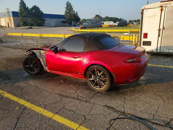 2022 MAZDA MX-5 MIATA