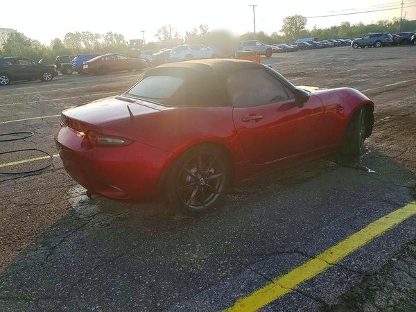 2022 MAZDA MX-5 MIATA