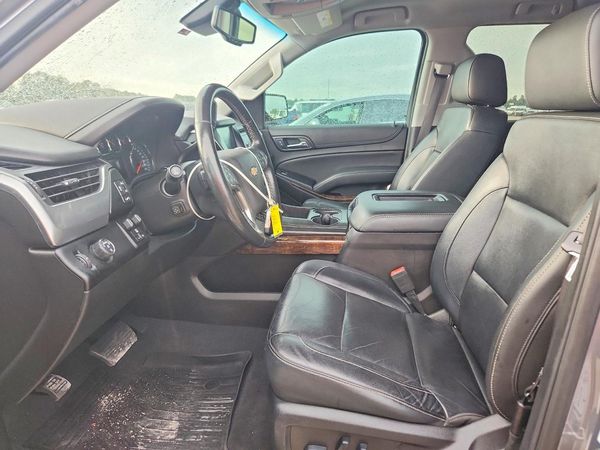 2019 CHEVROLET SUBURBAN LT — DENT