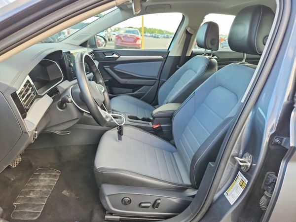 2025 VOLKSWAGEN JETTA SE — DENT