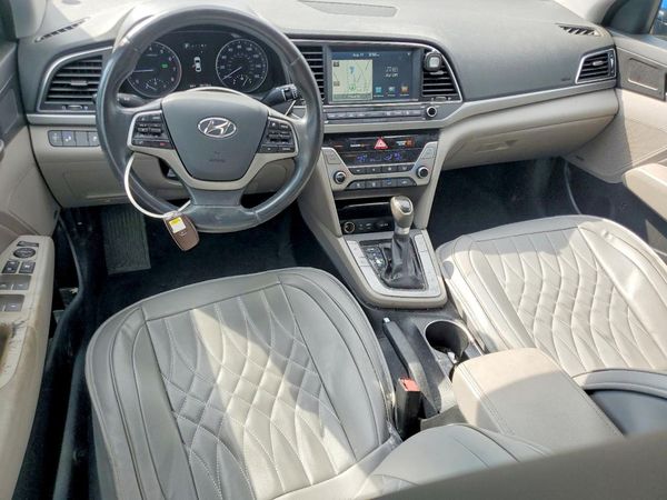 2017 HYUNDAI ELANTRA