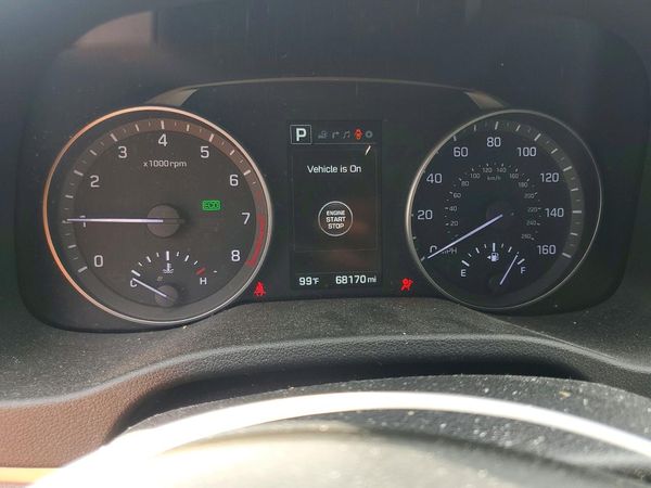 2017 HYUNDAI ELANTRA