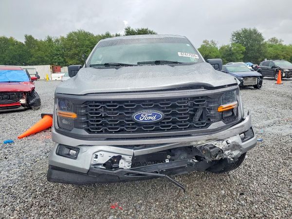 2024 FORD F150
