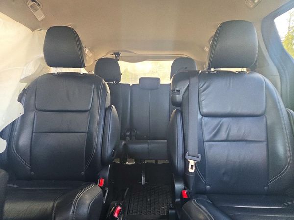 2018 TOYOTA SIENNA
