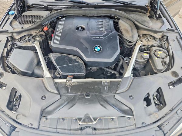 2021 BMW 530
