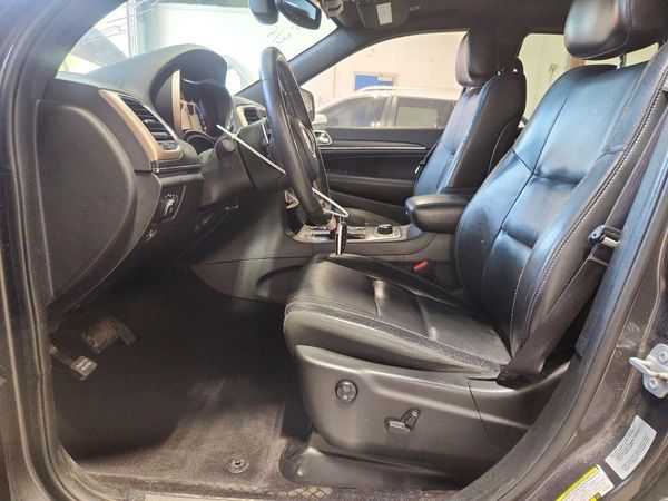 2017 JEEP GRAN CHEOR