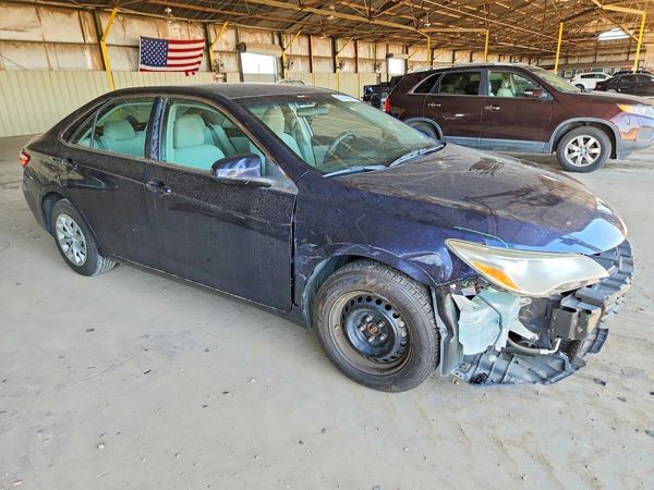 2016 TOYOTA CAMRY
