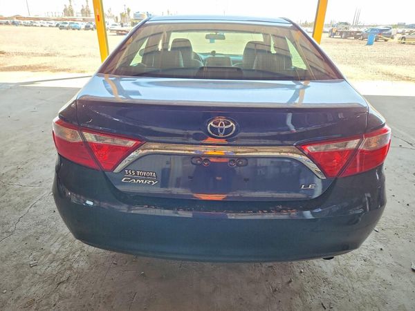 2016 TOYOTA CAMRY