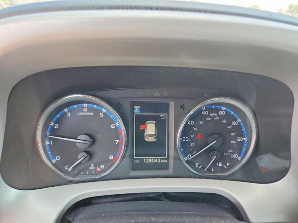 2016 TOYOTA RAV4 XLE (M Grade)