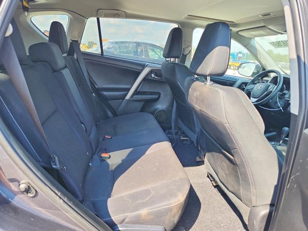 2016 TOYOTA RAV4 XLE (M Grade)