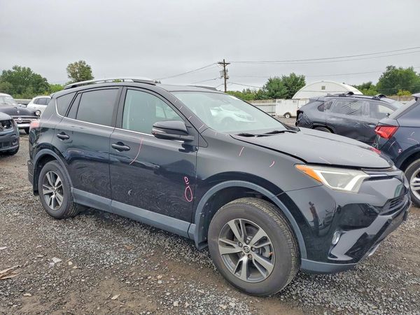 2018 TOYOTA RAV4 Adventure/XLE