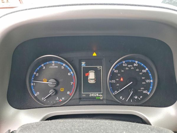 2018 TOYOTA RAV4 Adventure/XLE