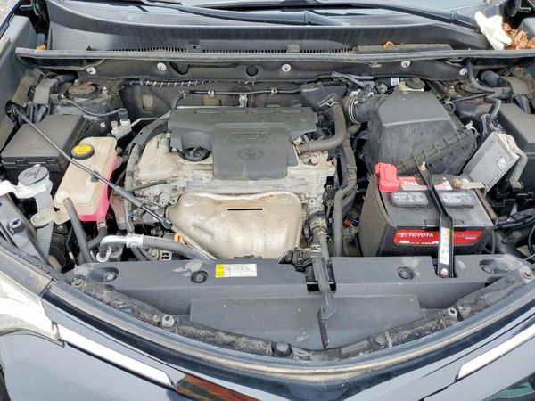 2018 TOYOTA RAV4 Adventure/XLE
