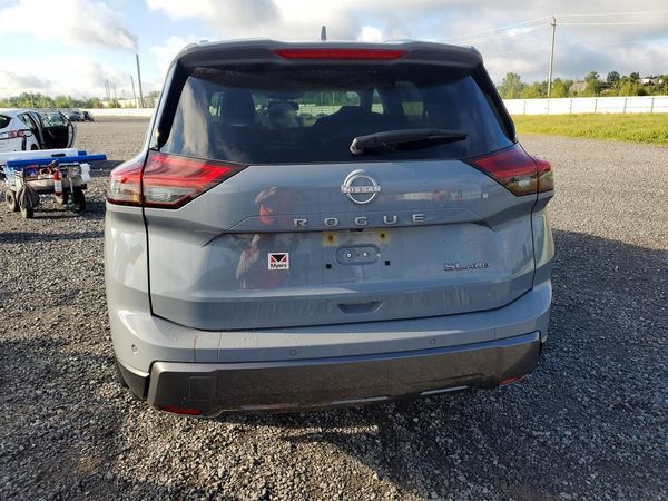 2024 NISSAN ROGUE SL