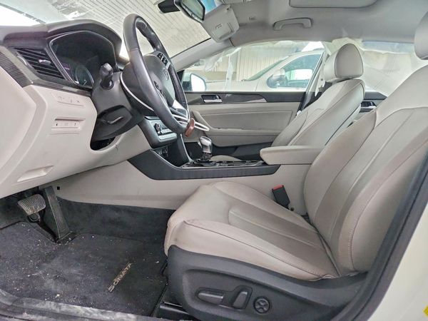 2019 HYUNDAI SONATA