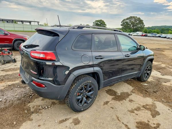 2016 JEEP CHEROKEE Trailhawk