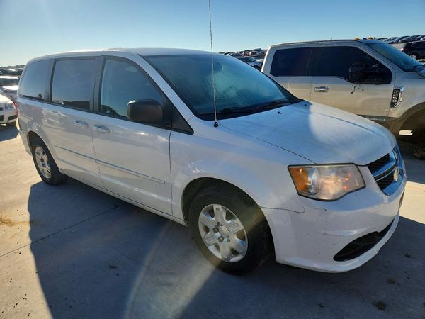 2012 DODGE GRAND CARAVAN SE — Passenger 3/4